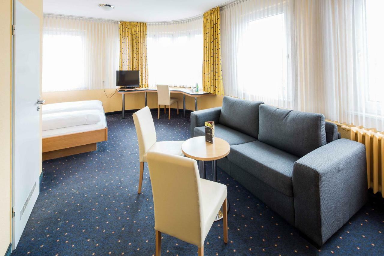 Central Hotel Манхайм Екстериор снимка